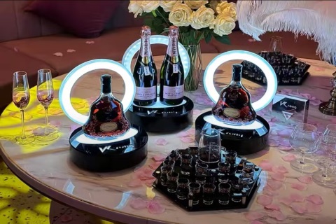 玉溪ktv娱乐会所招聘，不受年龄限制的职场更包容​